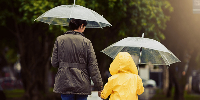 Найзағай ойнап, жаңбыр жауып, үсік жүреді: Астана мен Алматының ауа-райы болжамы жарияланды