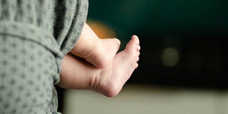 Түркістанда 9 айлық сәби ине жұтып қойған