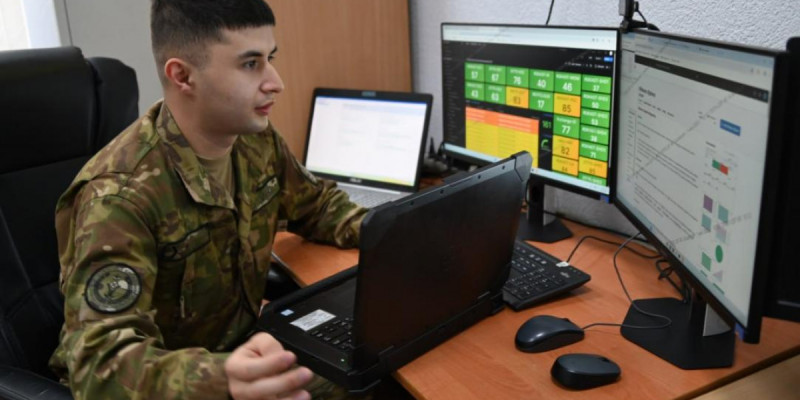 Ефрейтор Комрон Тулабоев әскери қызметкерлерге арналған платформа әзірледі