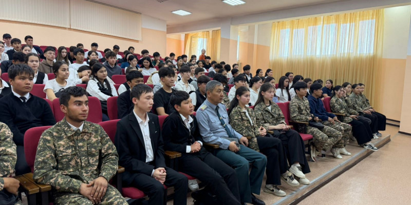 Алматы облысында оқушыларға әскери білім алу мүмкіндіктері түсіндірілді