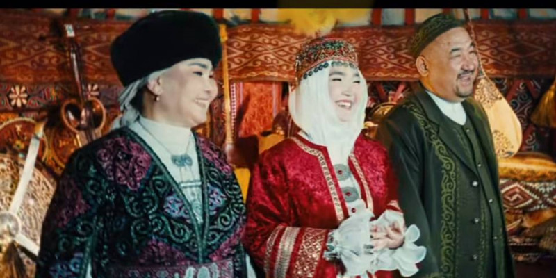 Нұрлан имамның қызы отбасылық суреттерін көрсетті (ФОТО)