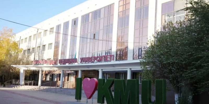 Қарағандыда Үндістаннан келген студент 5-қабаттан құлап, мерт болды