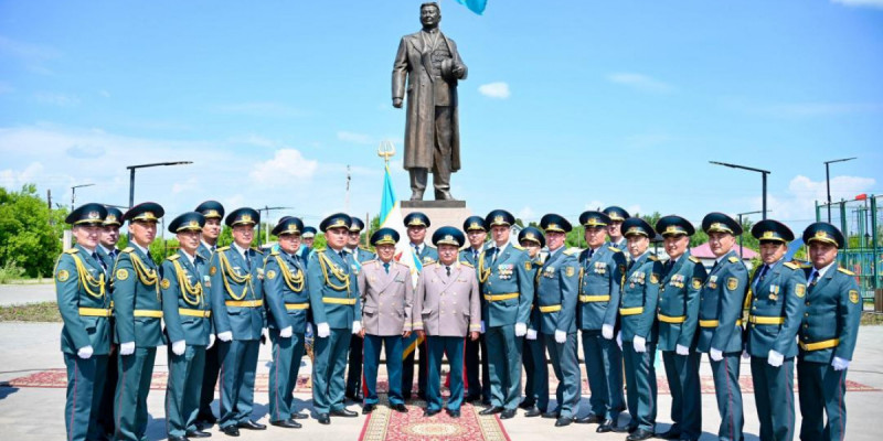Әскери мекемелерде Сағадат Нұрмағамбетовтің 102 жылдығына арналған еске алу рәсімі өтті