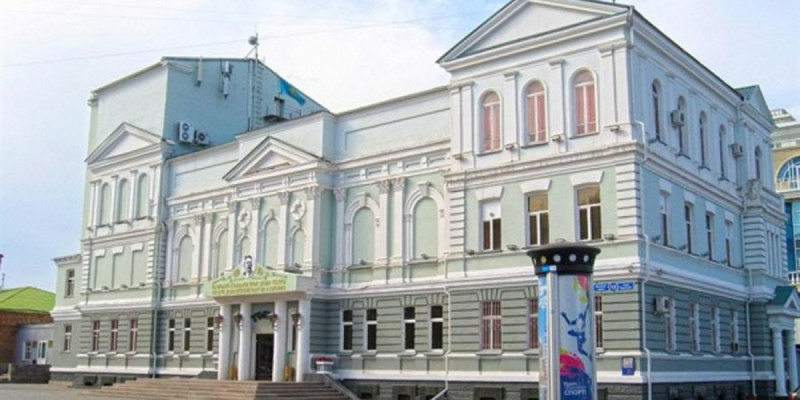Мақсим Горький атындағы театрға ұлттық мәртебе беріледі: ұжым Президентке ризашылығын жеткізді