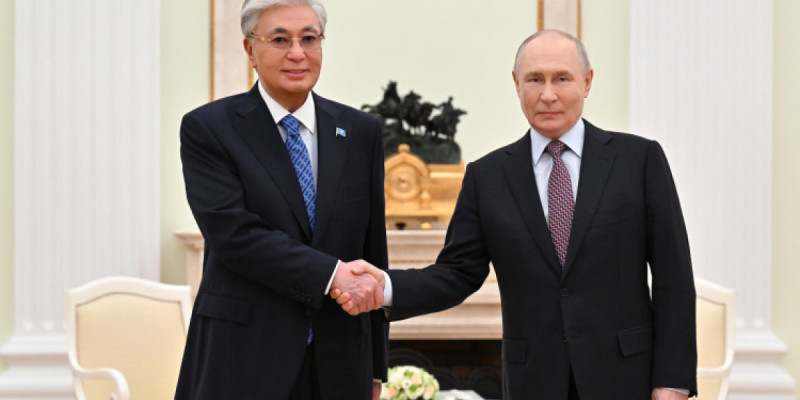 «Әр мәселе бойынша қызу пікірталас жүреді» – Путин Қазақстанмен қарым-қатынас жөнінде