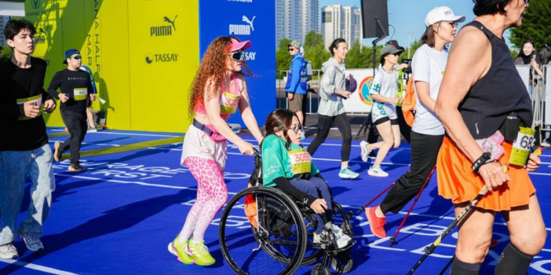 Параатлеттер Astana Half Marathon жарысына қатысты