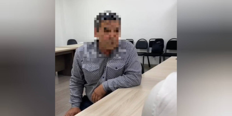 «Шетелден жұмыс тауып беремін»: Атырау тұрғыны алаяққа 660 мың теңге берген