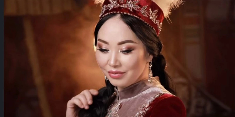 "Өзімді басқа бейнеде көре алмадым": Қарақат Әбілдина елге айтпаған құпиясын ашты (ВИДЕО)