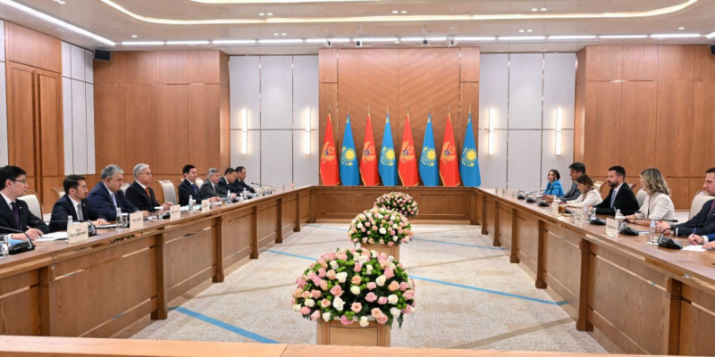 Қасым-Жомарт Тоқаев пен Яков Милатович кеңейтілген құрамда келіссөз жүргізді