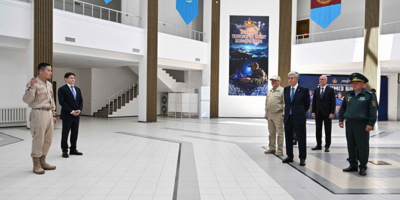 Қасым-Жомарт Тоқаев Шоқан Уәлиханов атындағы әскери колледжге барды