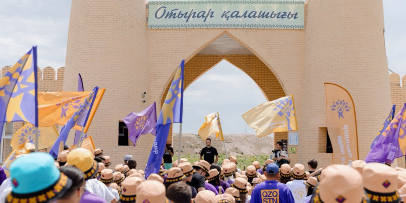 Жаңа Конституцияның күшіне ену күніне орай Отырарда «Тарихи із» акциясы өтті
