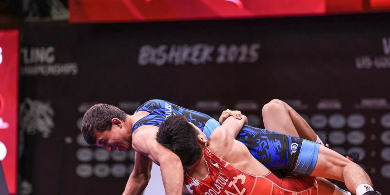 Қазақстандық балуандар Азия чемпионатында тағы үш медаль жеңіп алды