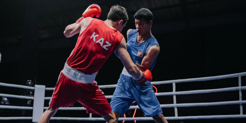 Екі қазақстандық боксшы Азия чемпионатының ширек финалына өтті