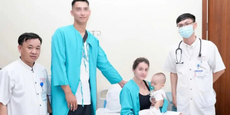 Вьетнамда түйреуіш жұтып қойған қазақстандық сәби ажалдан аман қалды