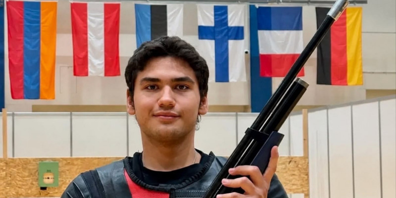 Валат Мусаев нысанаға оқ отудан Әлем чемпионатында алтын медаль жеңіп алды