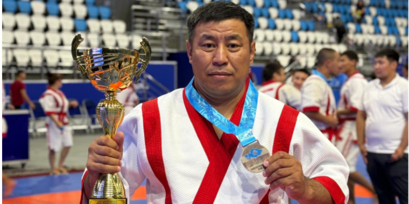 Әскер мен спортты қатар бағындырған азамат