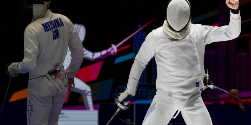 Әлем чемпионаты: Қазақстанның екі семсерлесушісі плей-оффта жеңіске жетті