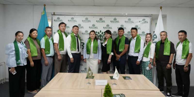 «Байтақ» партиясының кандидаттары Өскемен жастарымен кездесті