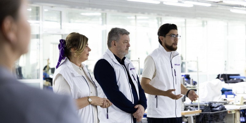 «Әділет» партиясының кандидаттары Теміртауда Qarmet Service қызметкерлерінің ұсыныстарын тыңдады
