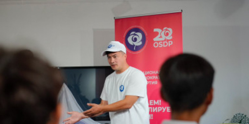 ЖСДП кандидаттары Абай облысында ауыл жастарымен пікір алмасты