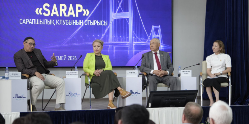 Сарапшылар Семейде өңірлердің сайлау процесіндегі рөлін талқылады
