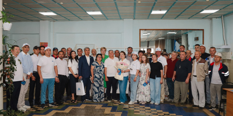 «Ақ жол» партиясының өкілдері «Меркі қант зауытының» ұжымымен кездесті
