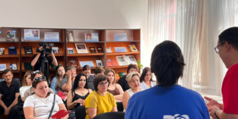 ЖСДП өкілдері Сандықтау ауданының тұрғындарымен кездесті