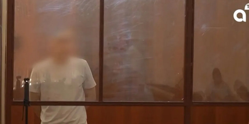 "Неге сөзіңізде тұрмадыңыз?": Нұрай Серікбайдың әкесі сотта ашуға ерік берді