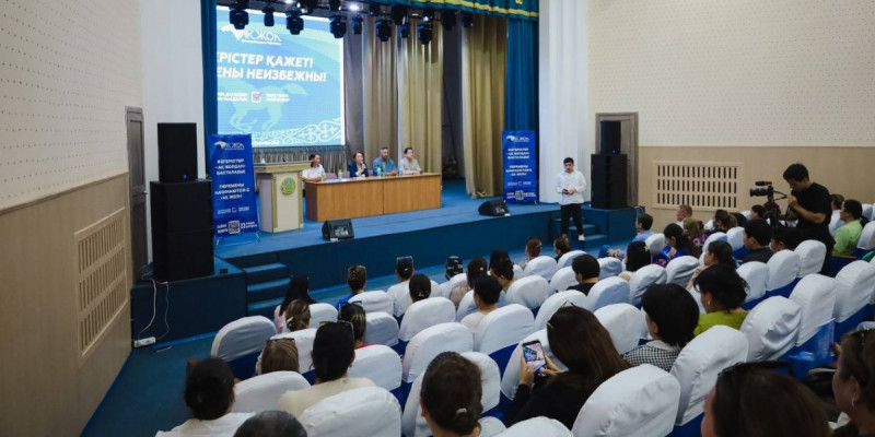 «Ақ жол» партиясының үміткерлері Шамалған ауылының тұрғындарымен кездесті