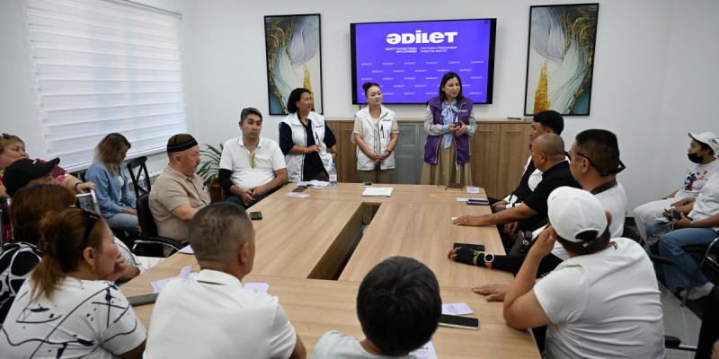 «Әділет» партиясының өкілдері Түркістан, Ақтөбе және Ұлытауда жаңа бастамаларды таныстырды