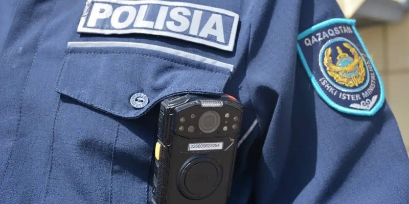 Бурабайда мас жүргізуші туристерді электробуспен тасымалдаған
