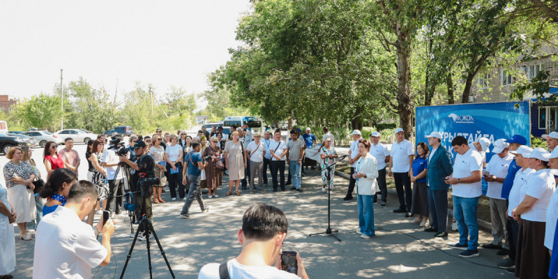 «Ақ жол» партиясының кандидаттары Екібастұз тұрғындарымен кездесті