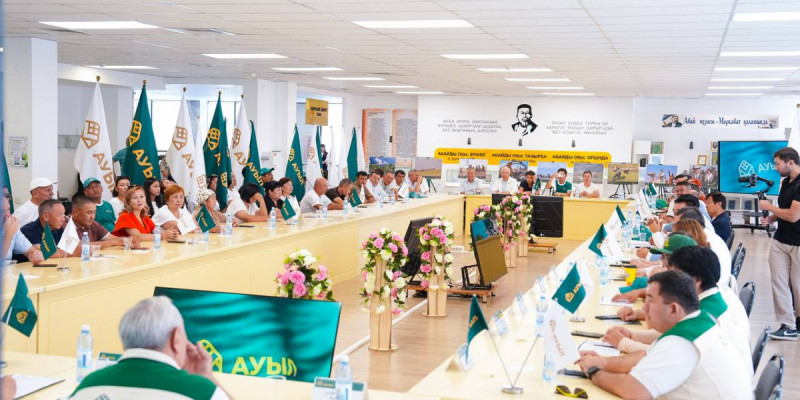 «Ауыл» партиясы Түркістан тұрғындарымен өңірдің өзекті мәселелерін талқылады