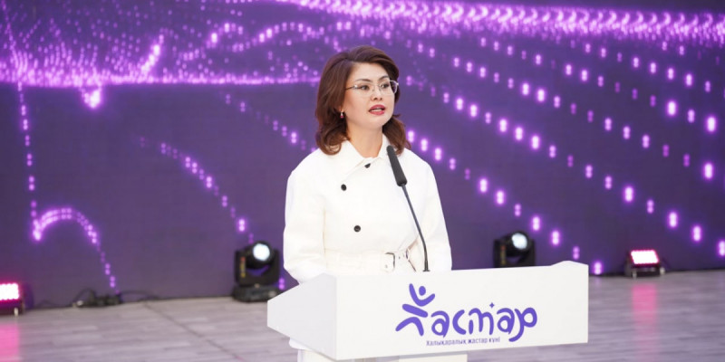 "Жастарды қолдау саясаты әрдайым негізгі басымдық болып қала береді": Президент Халықаралық жастар күнімен құттықтады