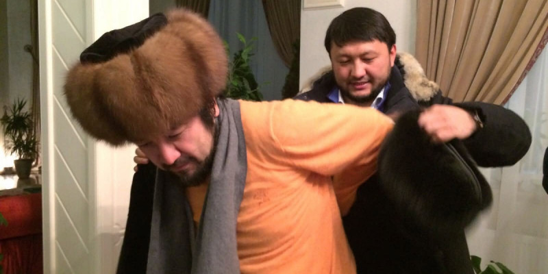 «Жарыммен жолығуыма тікелей себепкер болды»: Мұхамеджан Тазабек Бекболат Тілеуханға әсерлі жазба арнады