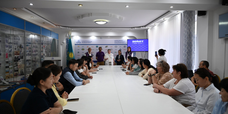 «Әділет» партиясы Түркістан, Абай, Ақтөбе және Маңғыстауда бастамаларын таныстырды