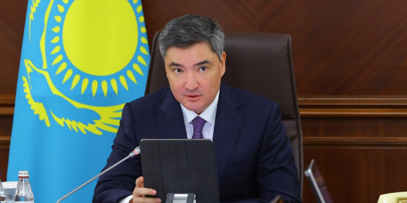 Олжас Бектенов оқу жылының басталуына қарай бірқатар тапсырма берді