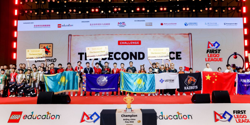 Қазақстандық оқушылар робототехникадан халықаралық чемпионатта 23 жүлде иеленді