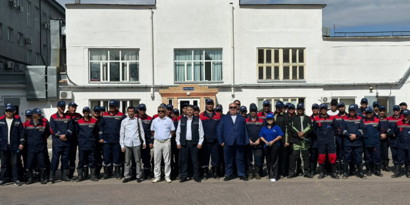 «Ақ жол» партиясының өкілдері «Астана-Теплотранзит» кәсіпорнының жұмысшыларымен жүздесті