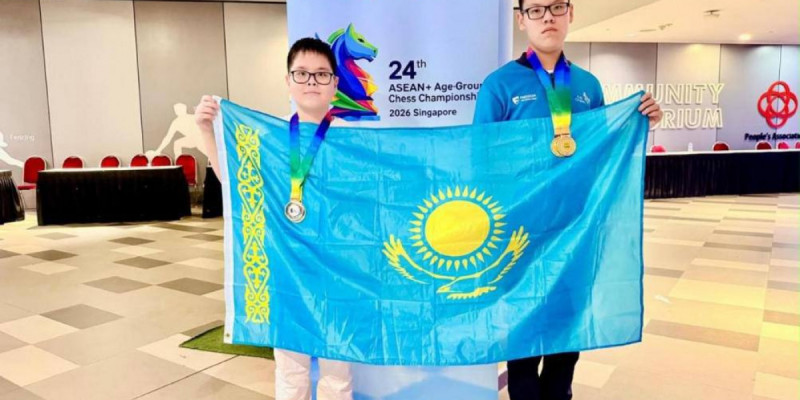 Ағайынды жас шахматшылар Азия чемпионы атанды