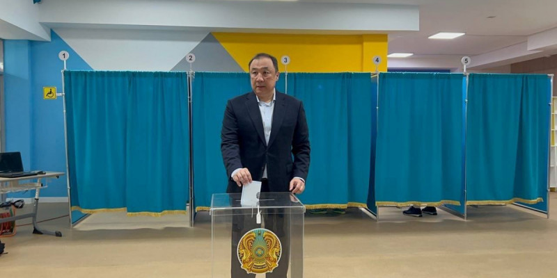 Құрылтай – 2026: Көлік министрі дауыс берді