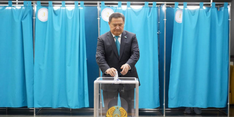 Құрылтай – 2026: Ақмола облысының әкімі дауыс берді