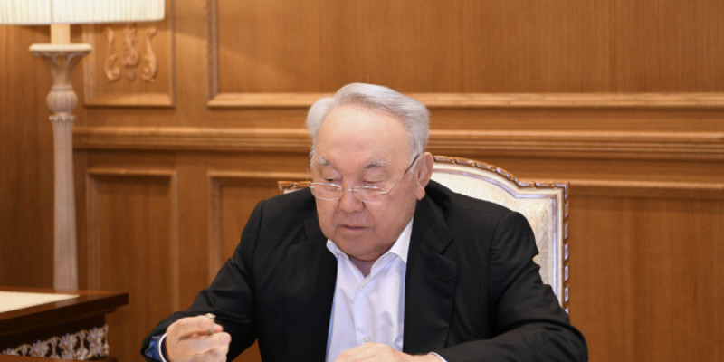 Нұрсұлтан Назарбаев Құрылтай сайлауында дауыс берді