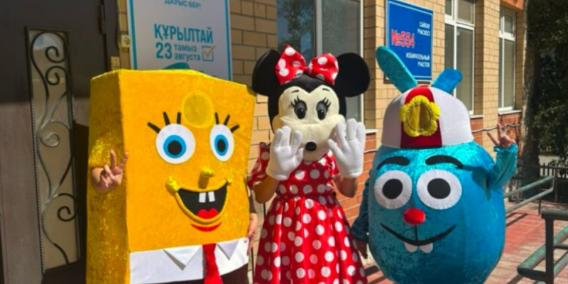 Ақтөбеде Губка Боб, Микки Маус және Смешарик кейіпкерлері сайлауға қатысты