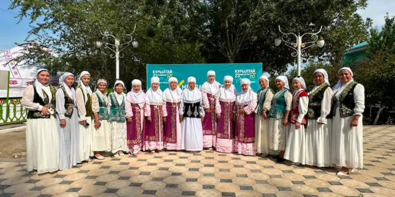 Қызылордада Ыбырай Жақаев әулетінің 9 келіні бірге дауыс берді