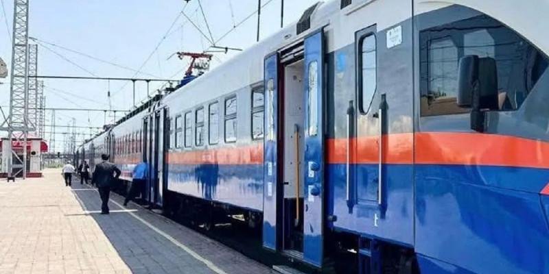 Маңғыстау вокзалында пойызға мінбек болған жолаушы көз жұмды