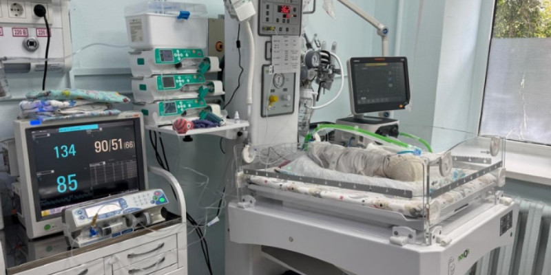 Алматыда дәрігерлер 740 грамм болып туған сәбидің өмірі үшін 80 күн күресті
