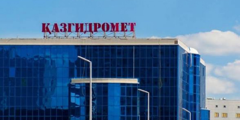 Қатты жел, нөсер және аптап ыстық: Қазақстанда дауылды ескерту жарияланды