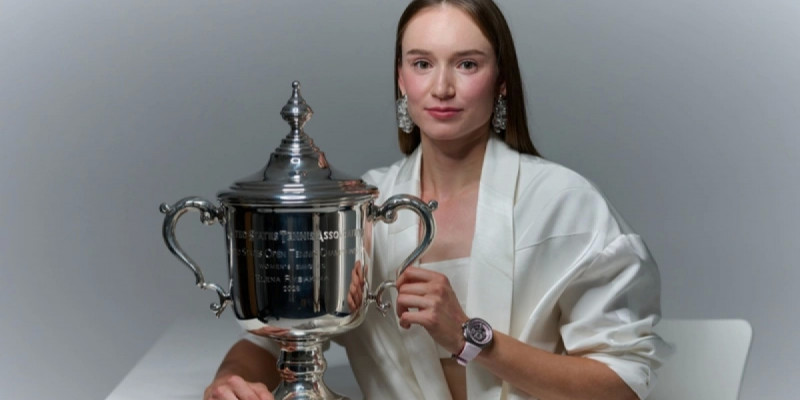 Елена Рыбакина ресми түрде әлемнің бірінші ракеткасы атанды