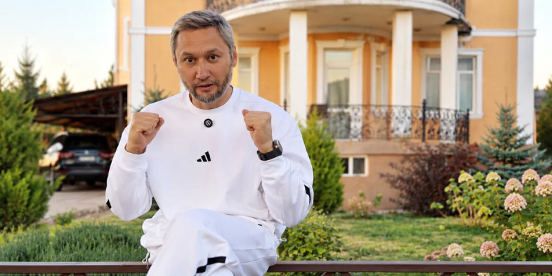 "Оңай емес": Азамат Сатыбалды жеке өмірі туралы құпияны ашып айтты
